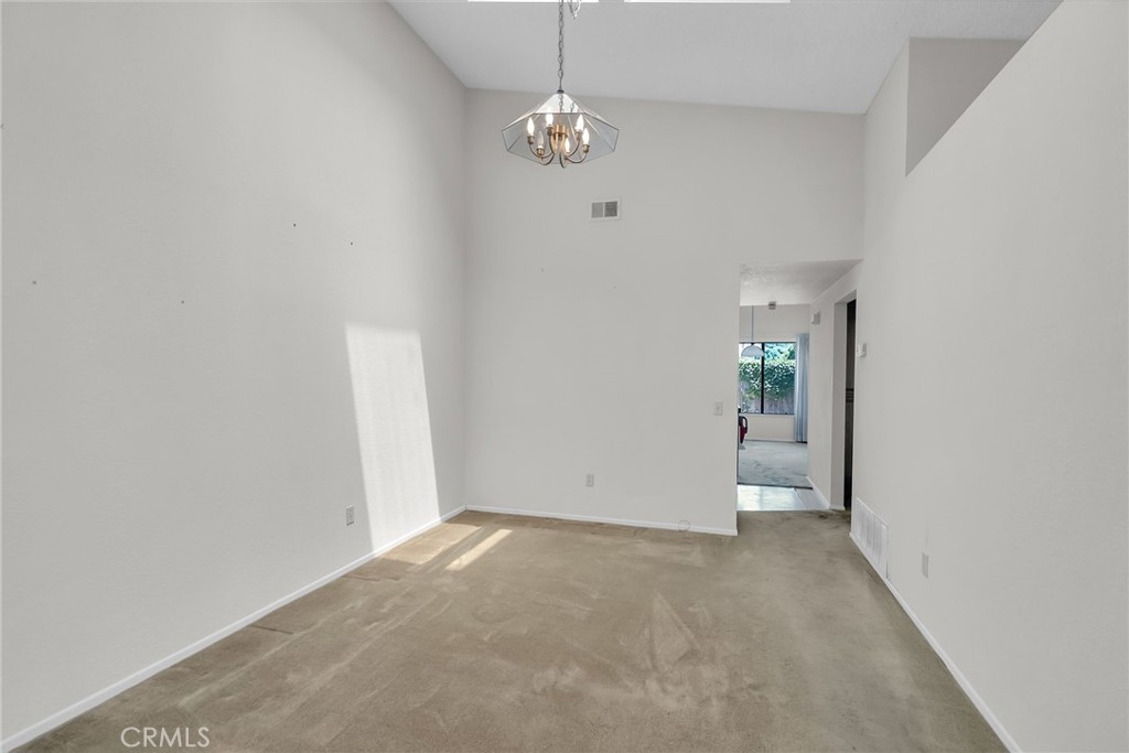 5050 Canyon Crest Drive 6