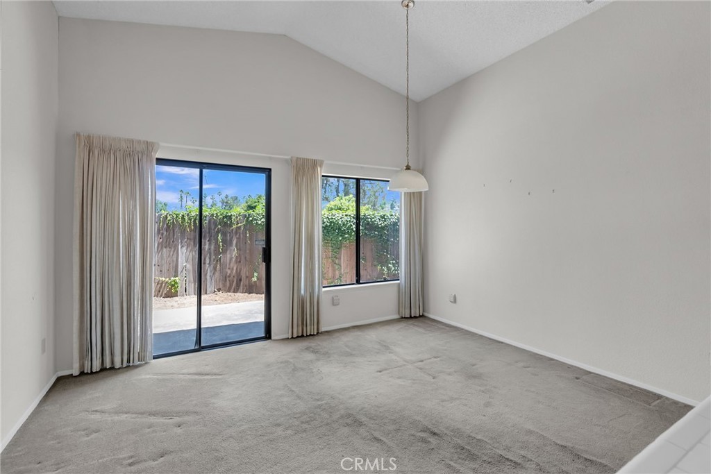 5050 Canyon Crest Drive 6