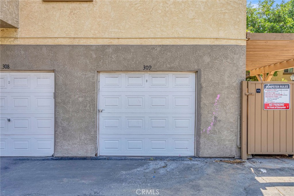 1140 W Blaine Street 201