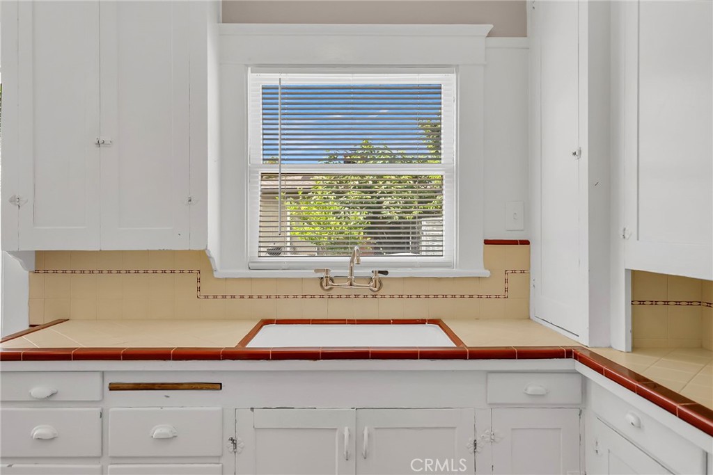 6370 Riverside Avenue