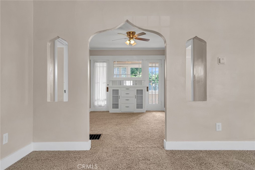 6370 Riverside Avenue