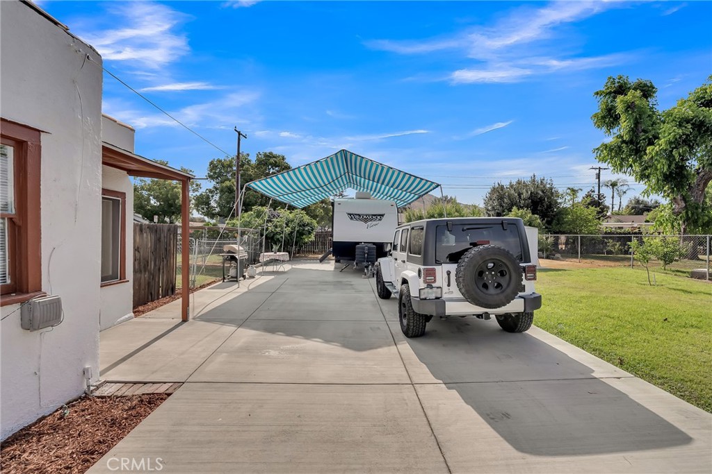 6370 Riverside Avenue