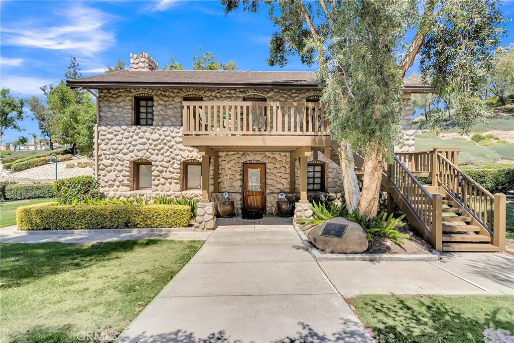 7050 Highland Spring Lane