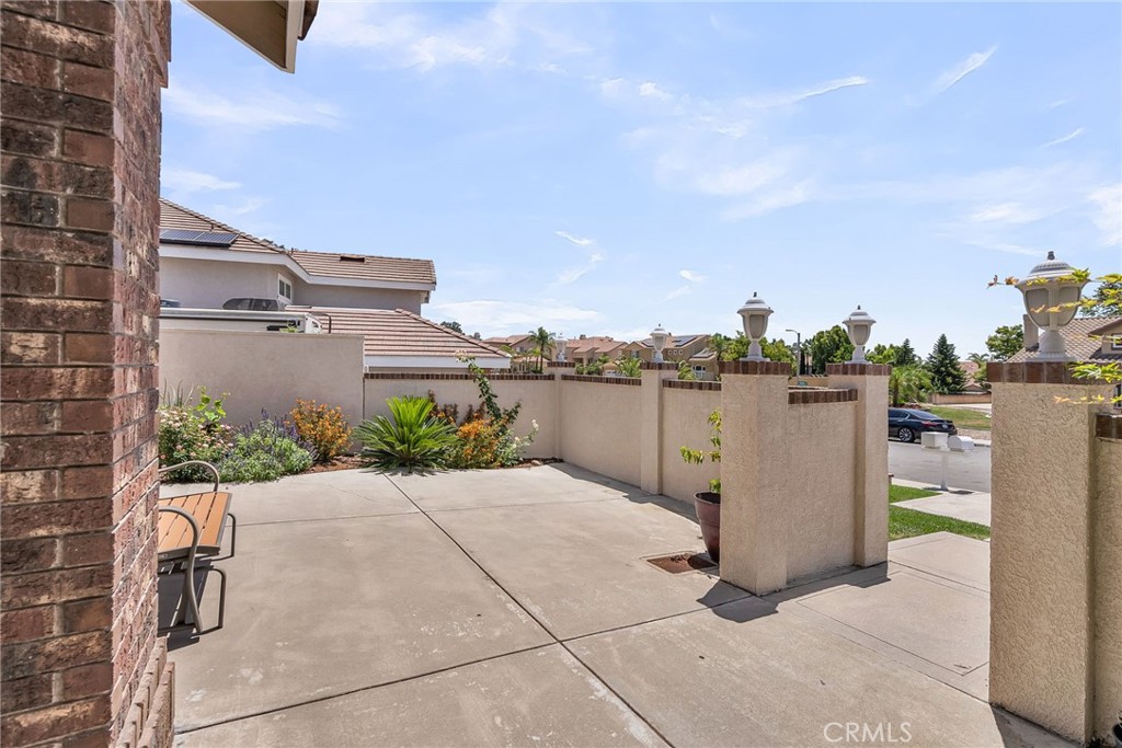 13982 Claremont Lane