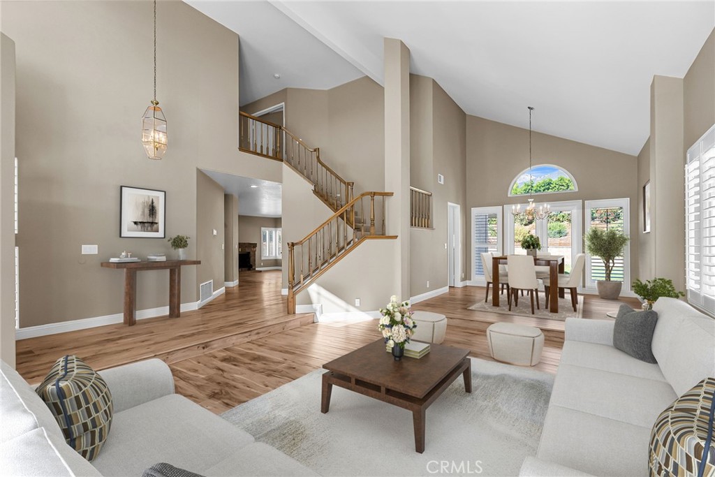 13982 Claremont Lane