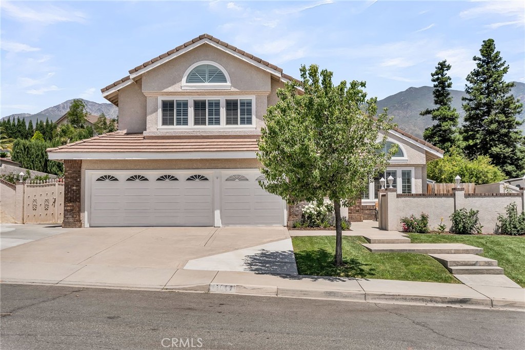 13982 Claremont Lane