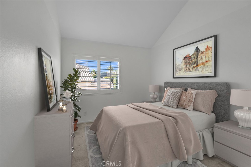 13982 Claremont Lane