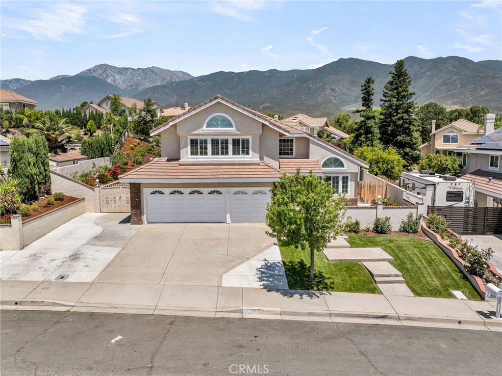 13982 Claremont Lane