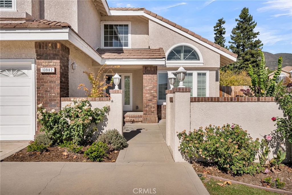 13982 Claremont Lane