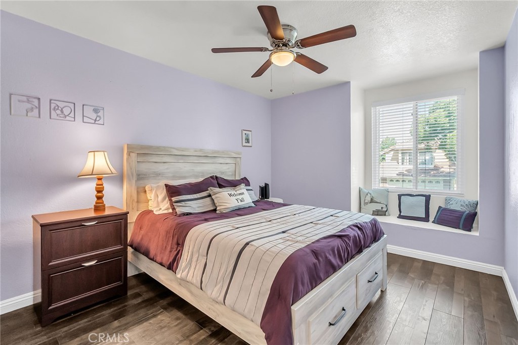 1105 W Victoria Street