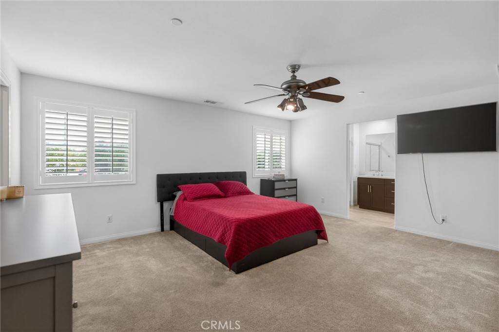 944 Half Moon Avenue