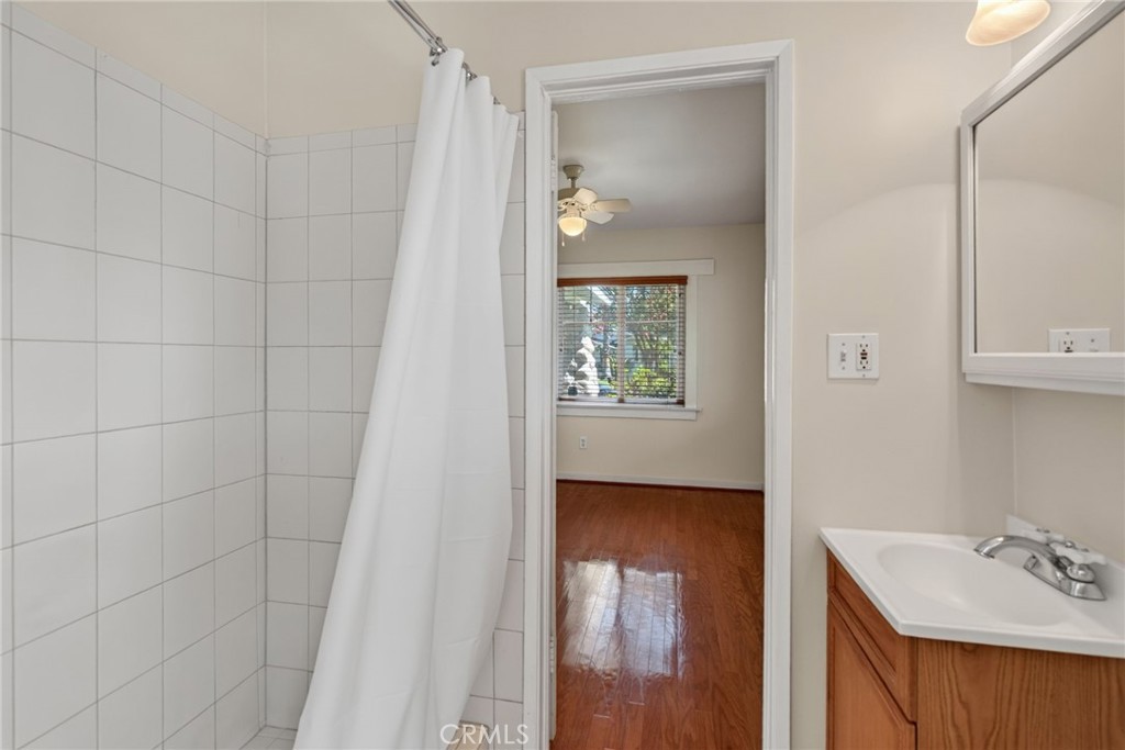3660 Linwood