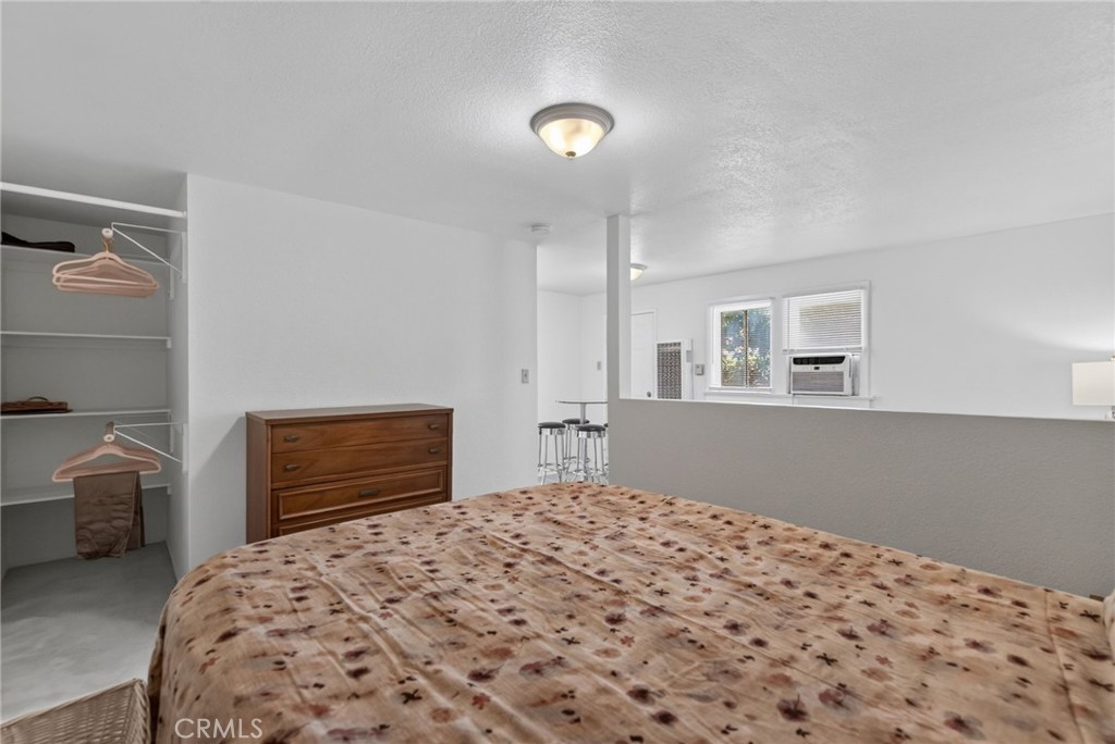 3660 Linwood