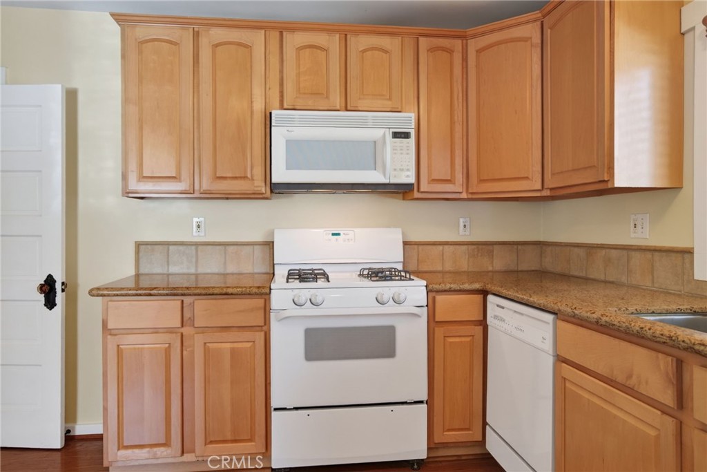 3660 Linwood