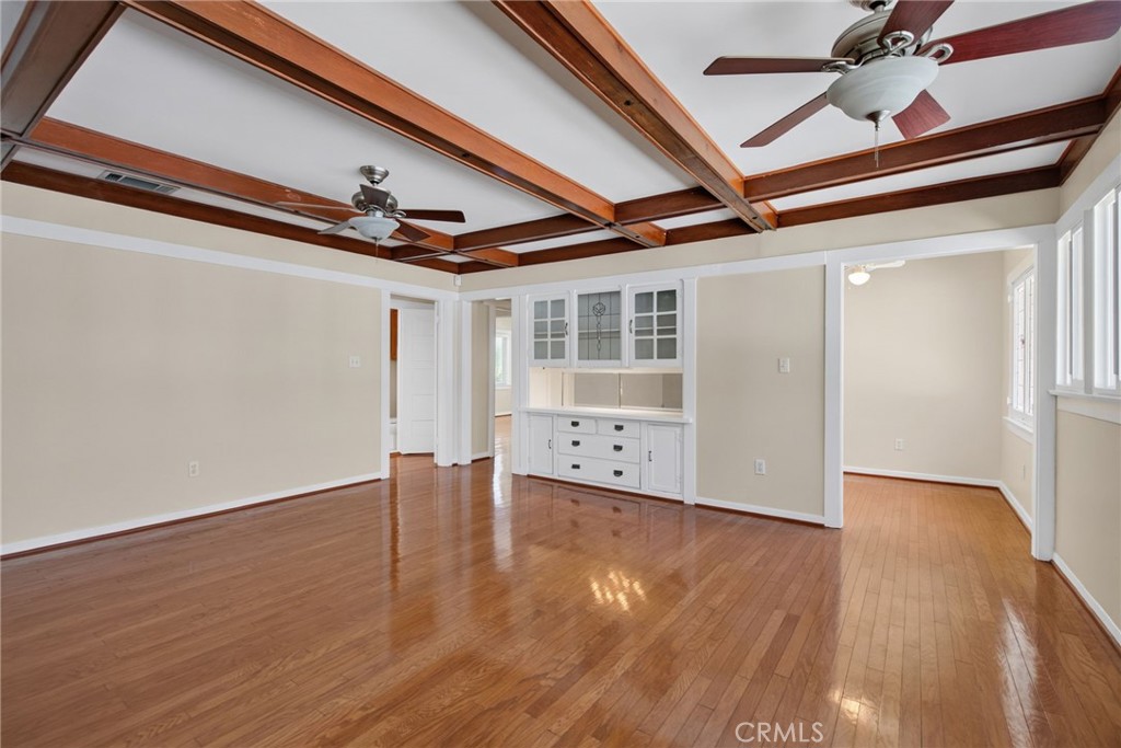 3660 Linwood