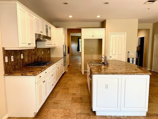 25421 Camellia Street