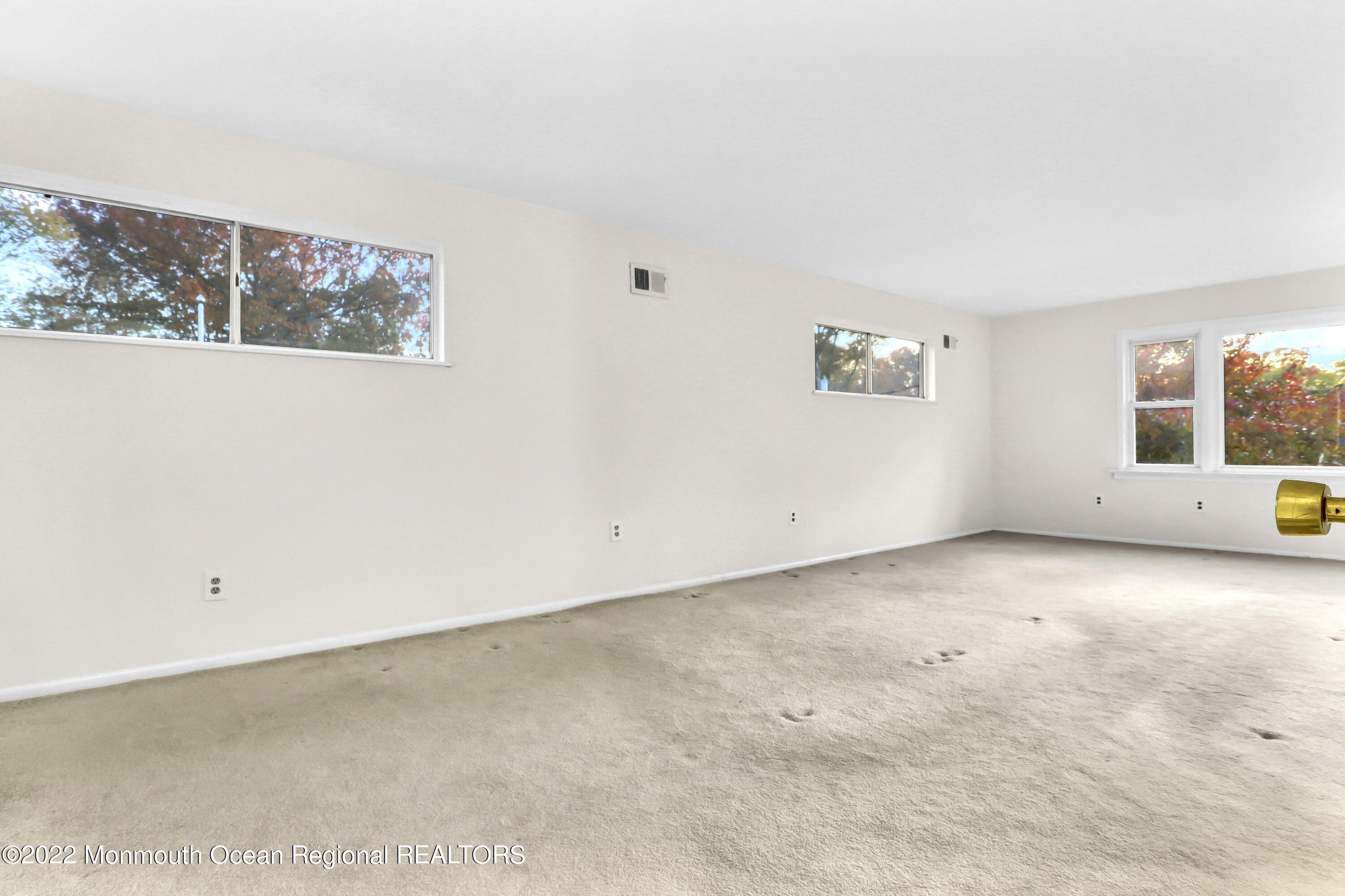 41 Kenneth Terrace W