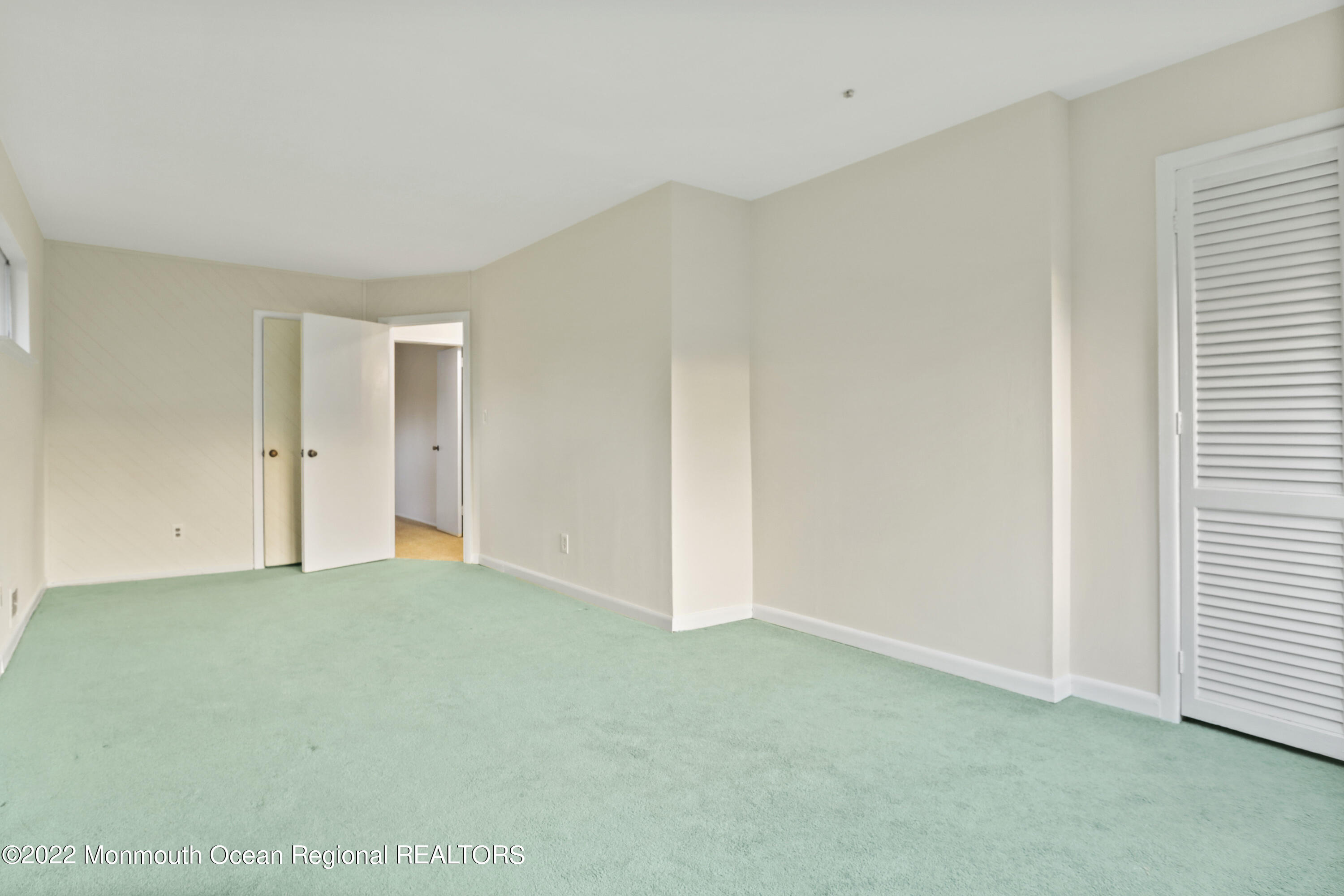 41 Kenneth Terrace W