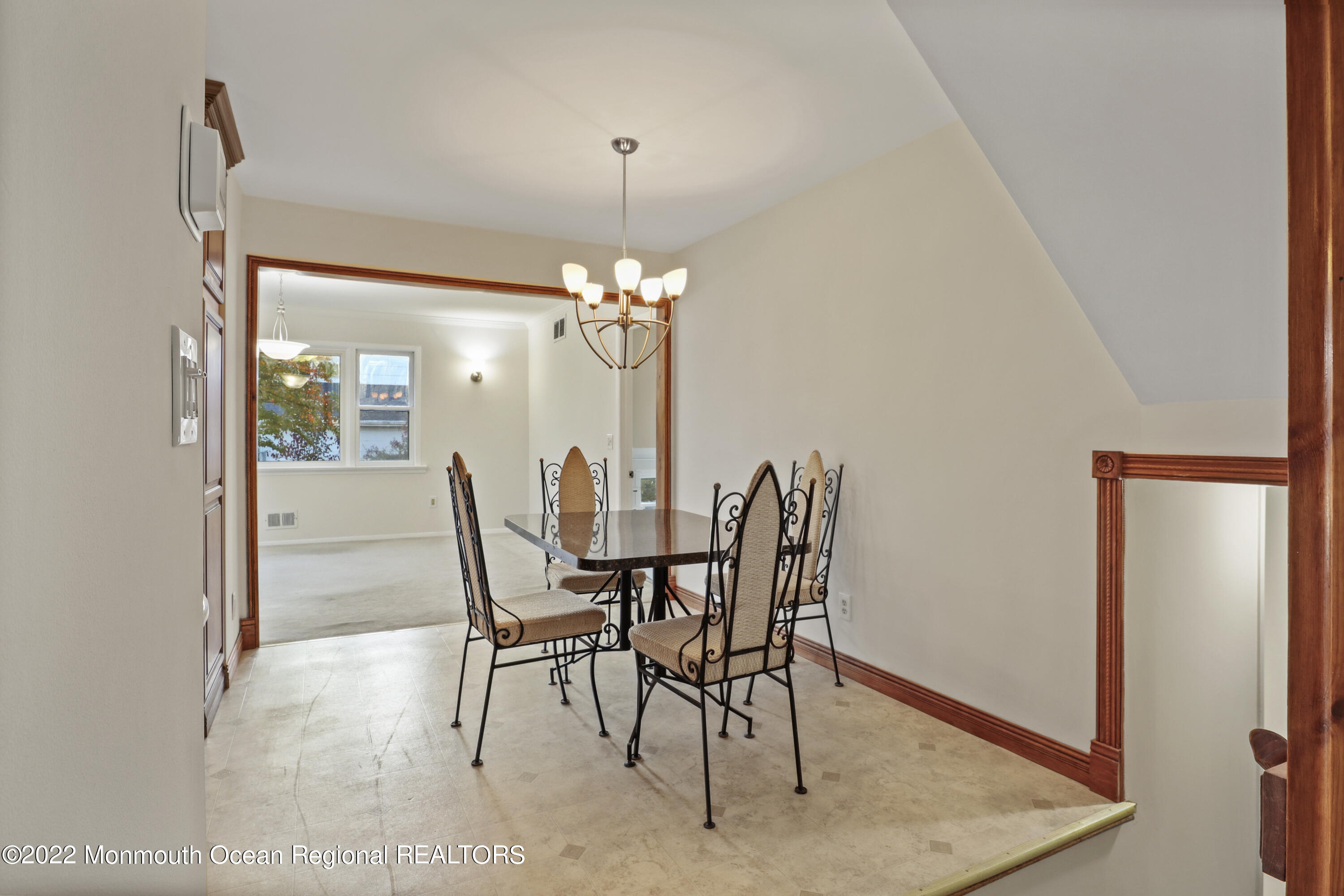 41 Kenneth Terrace W