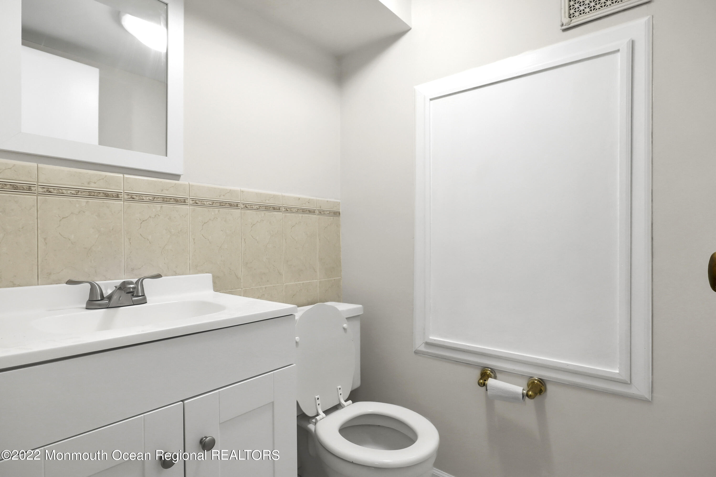 41 Kenneth Terrace W