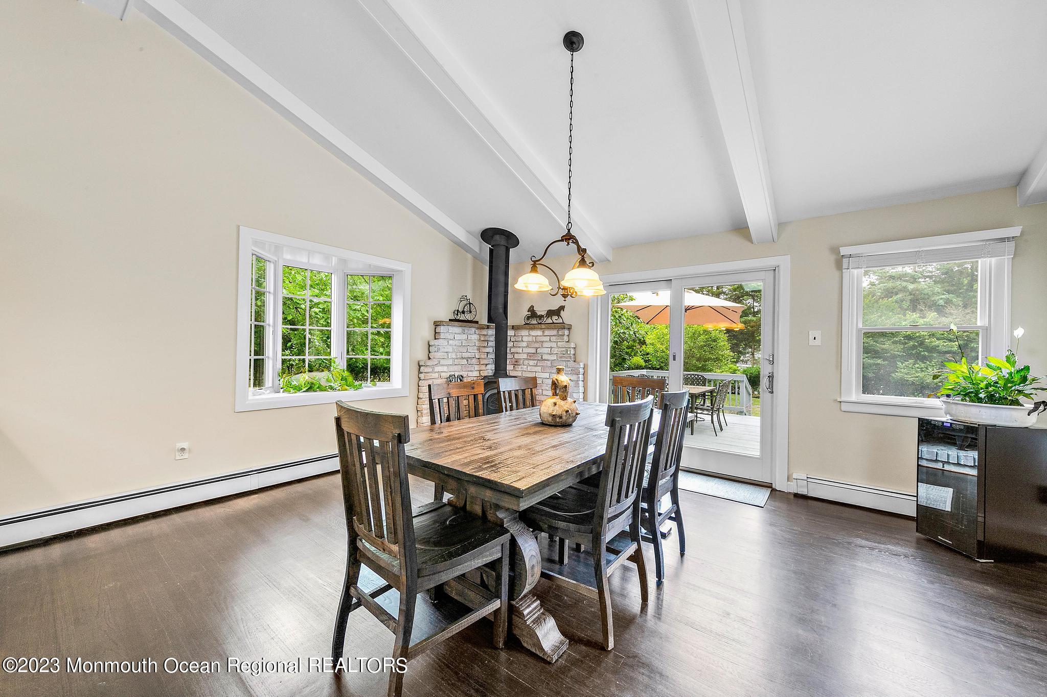 942 Middletown Lincroft Road