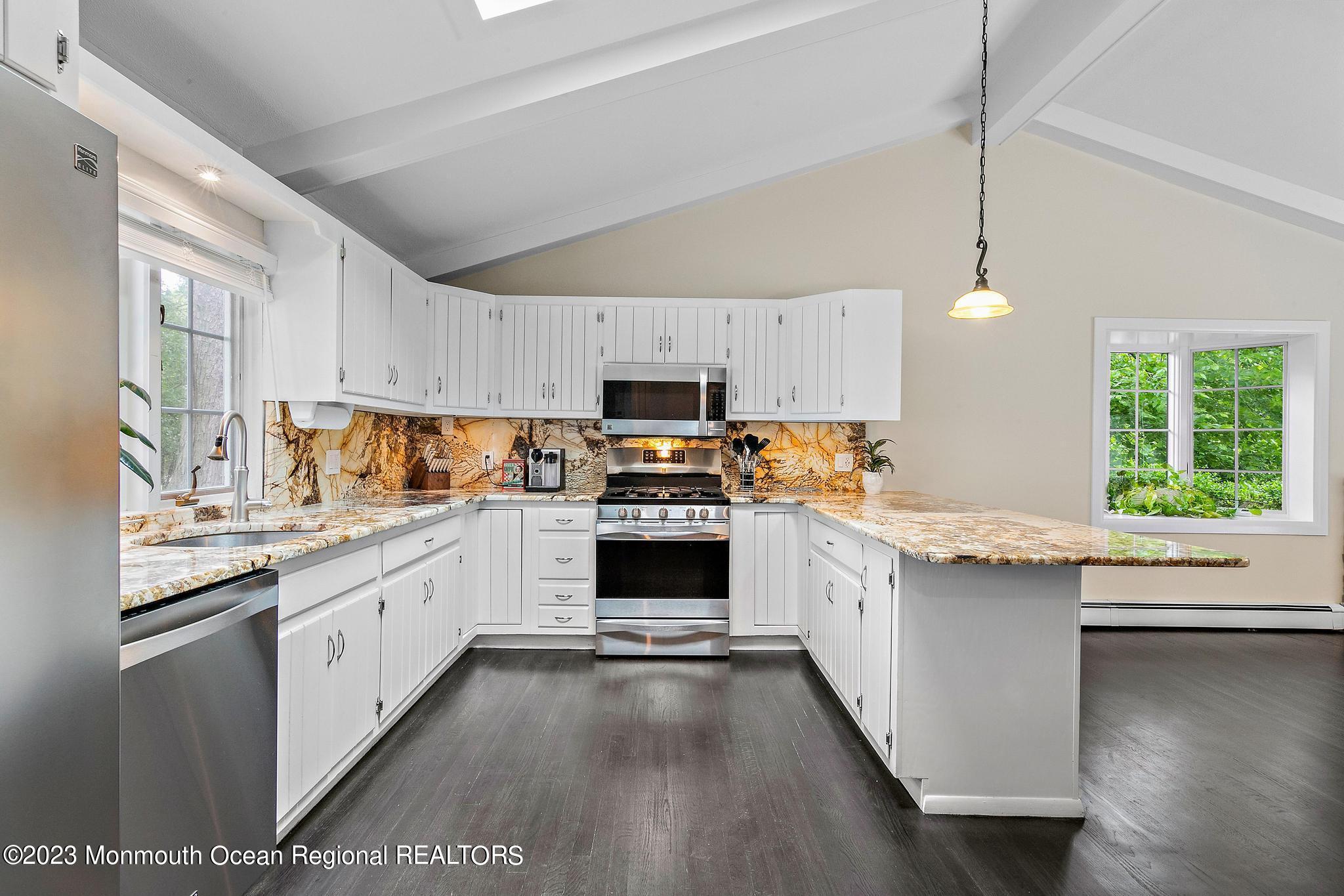 942 Middletown Lincroft Road