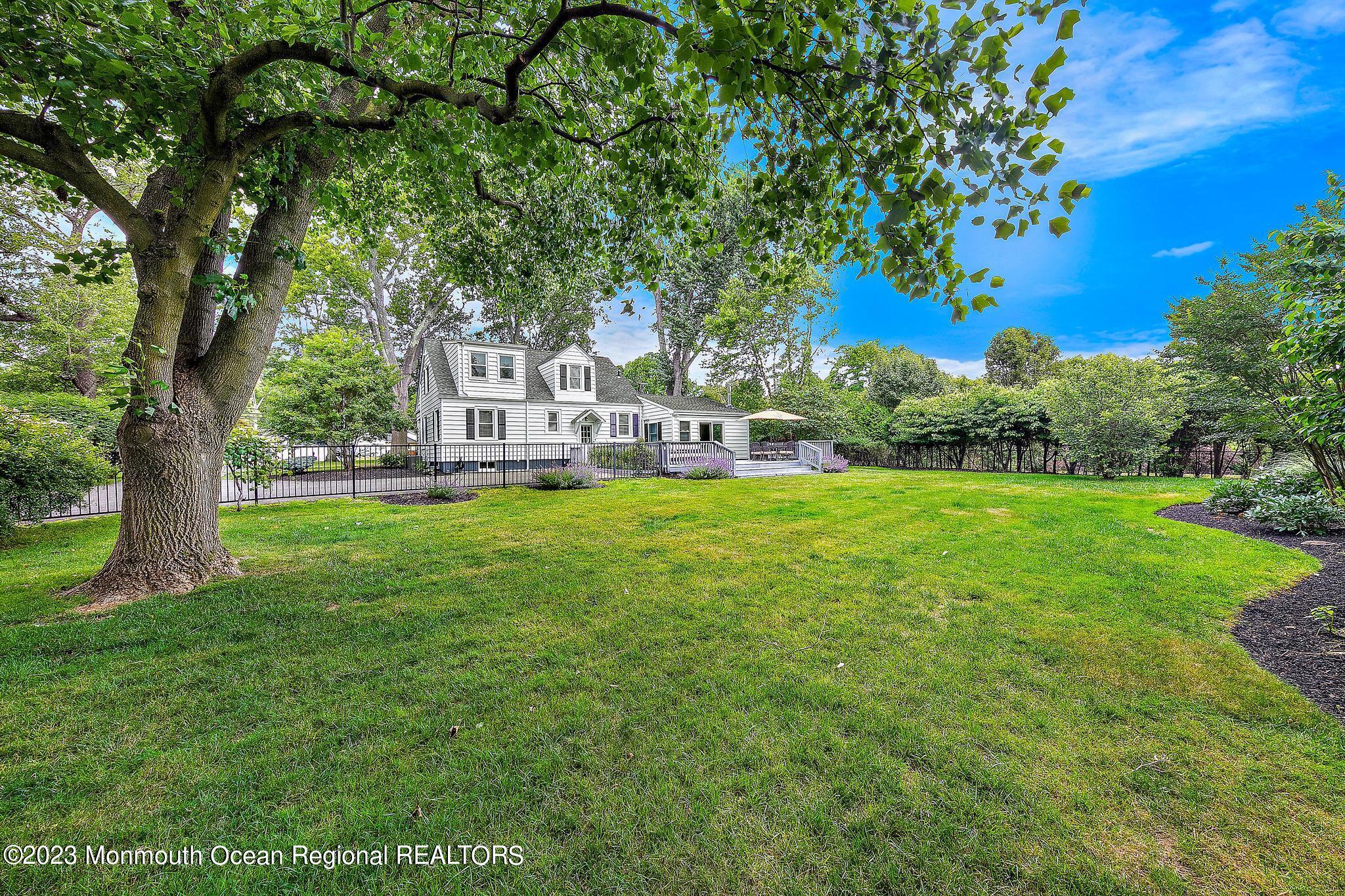 942 Middletown Lincroft Road