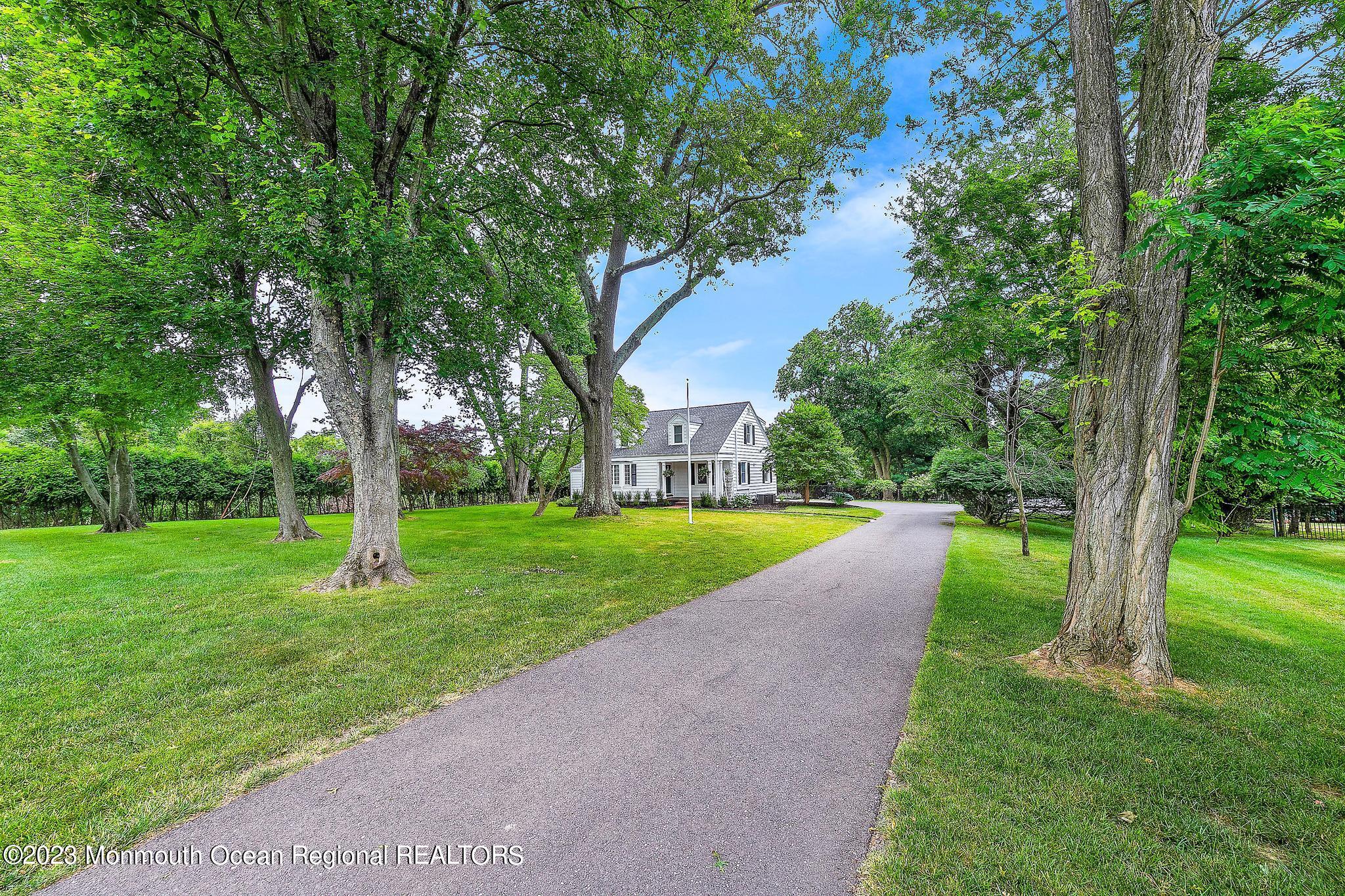 942 Middletown Lincroft Road