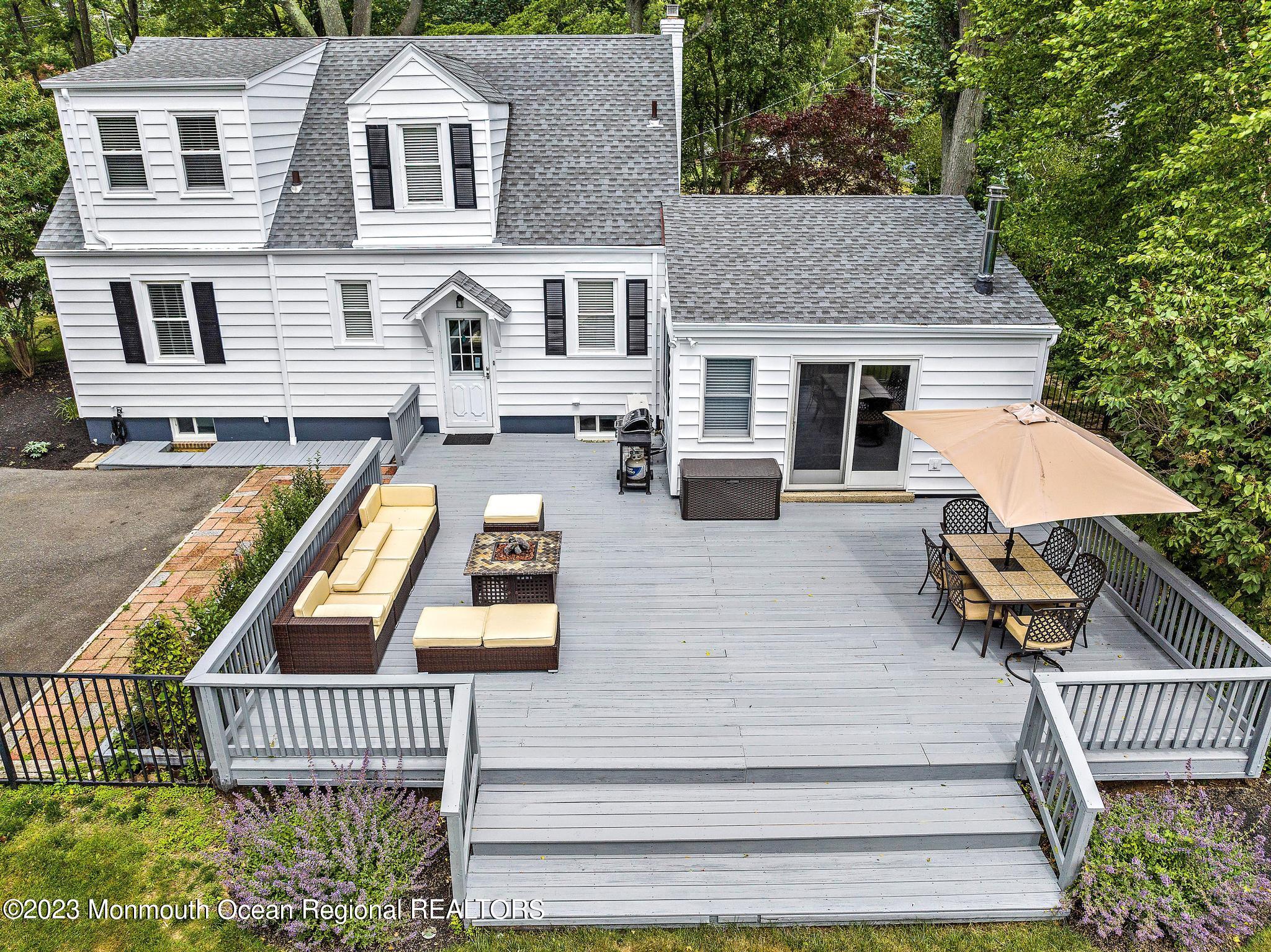 942 Middletown Lincroft Road