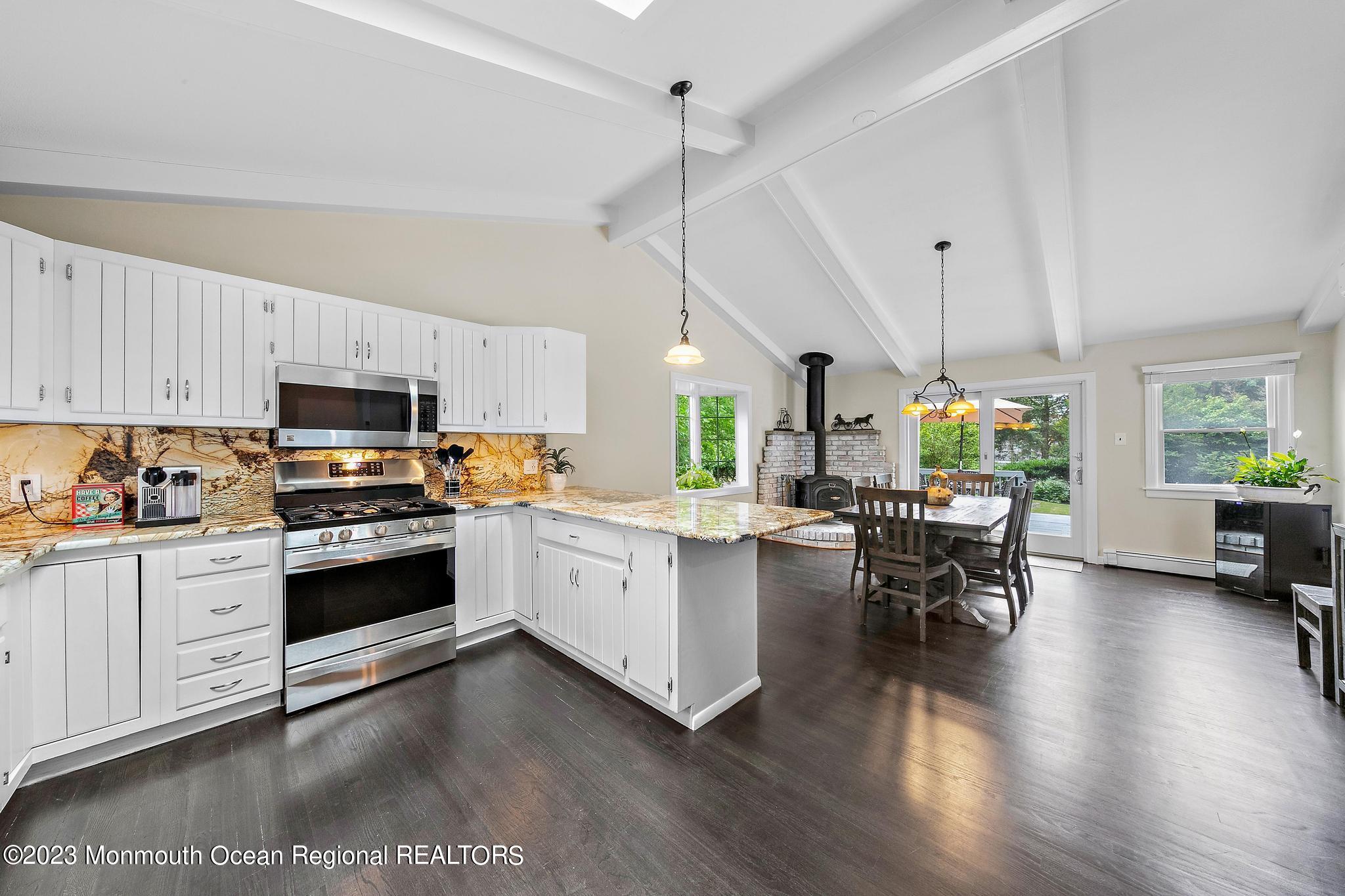 942 Middletown Lincroft Road