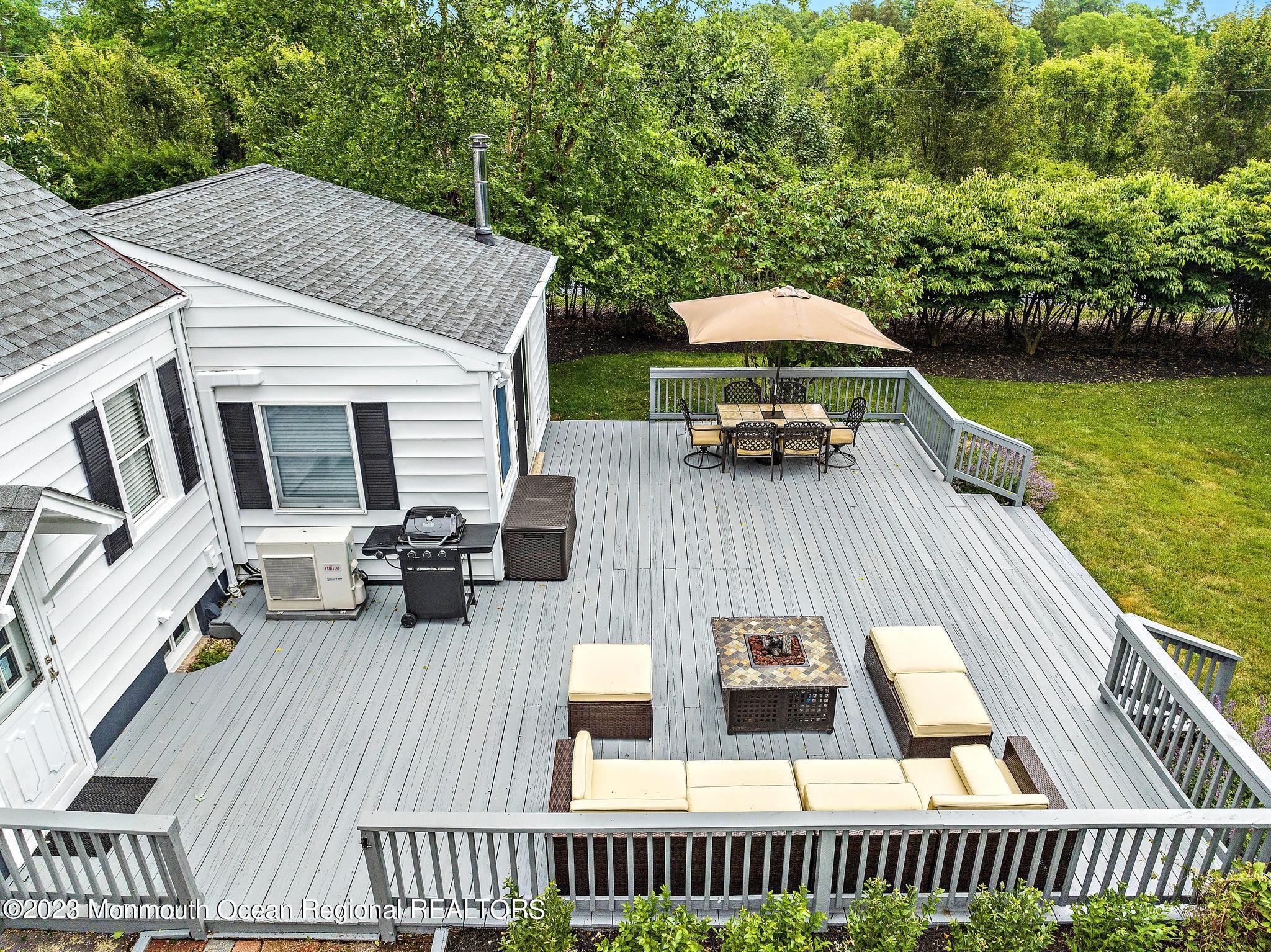 942 Middletown Lincroft Road