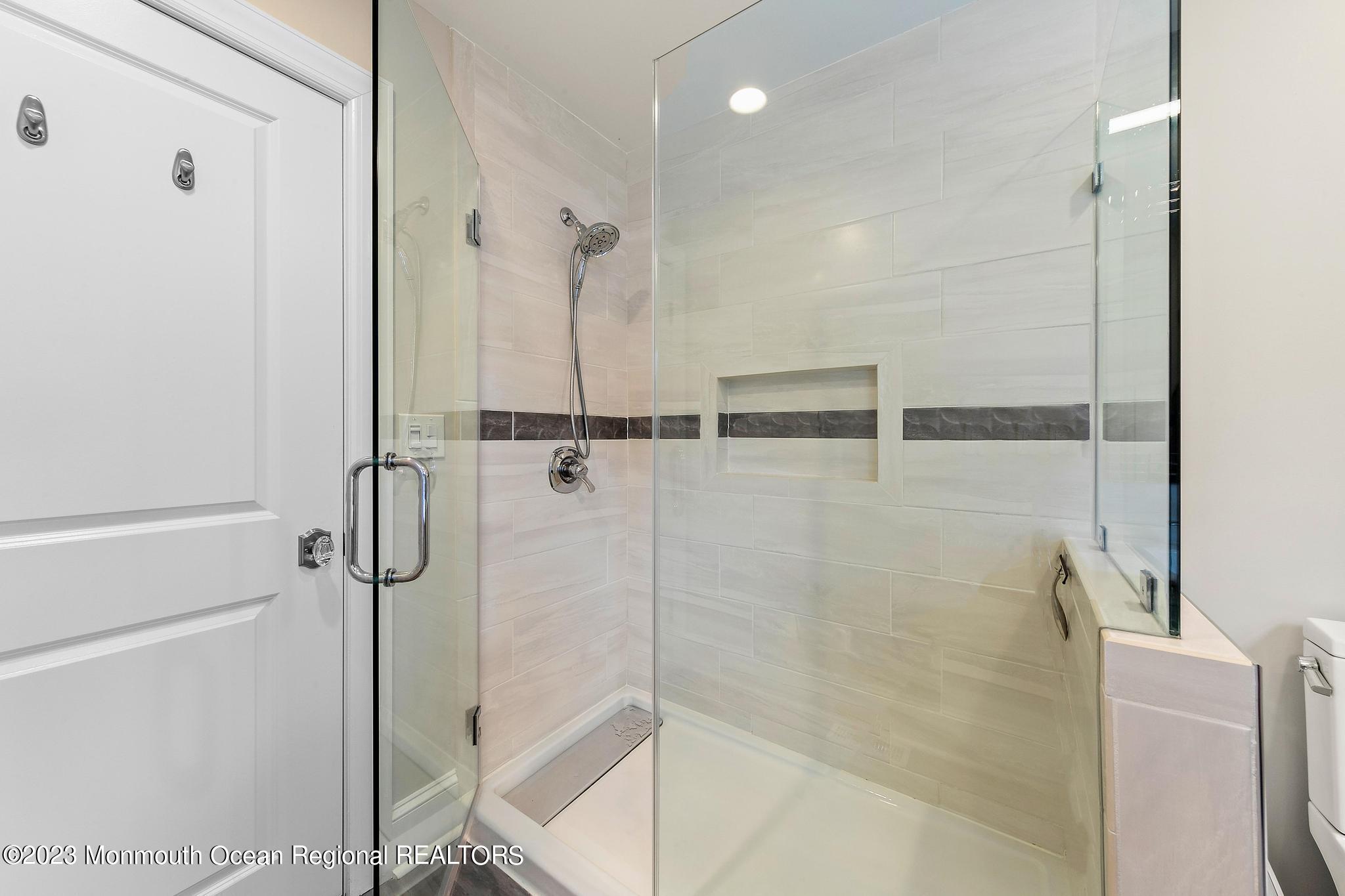 942 Middletown Lincroft Road