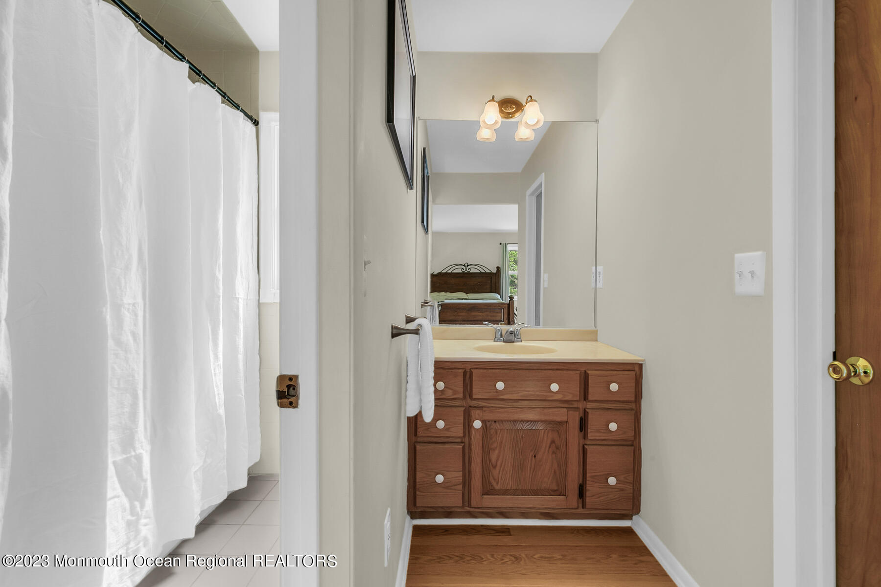 112 Middletown Lincroft Road