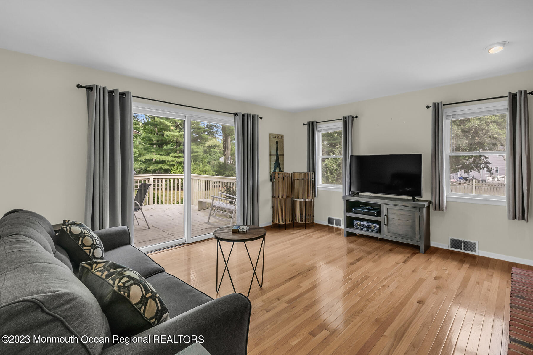 112 Middletown Lincroft Road