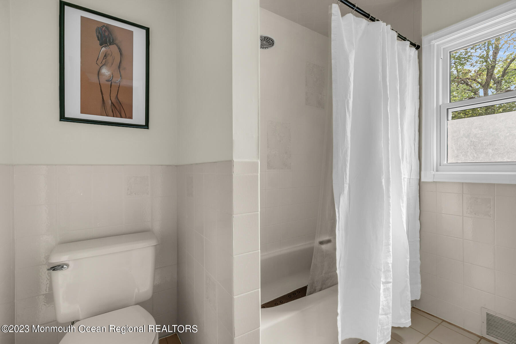 112 Middletown Lincroft Road