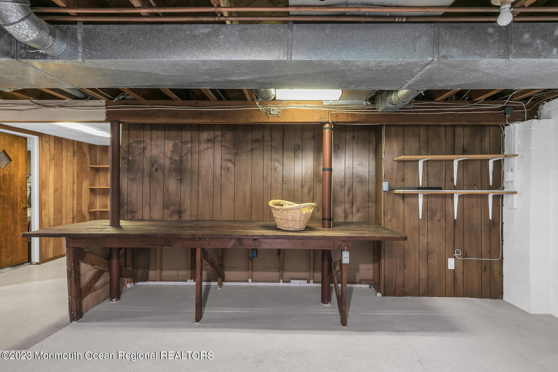 112 Middletown Lincroft Road