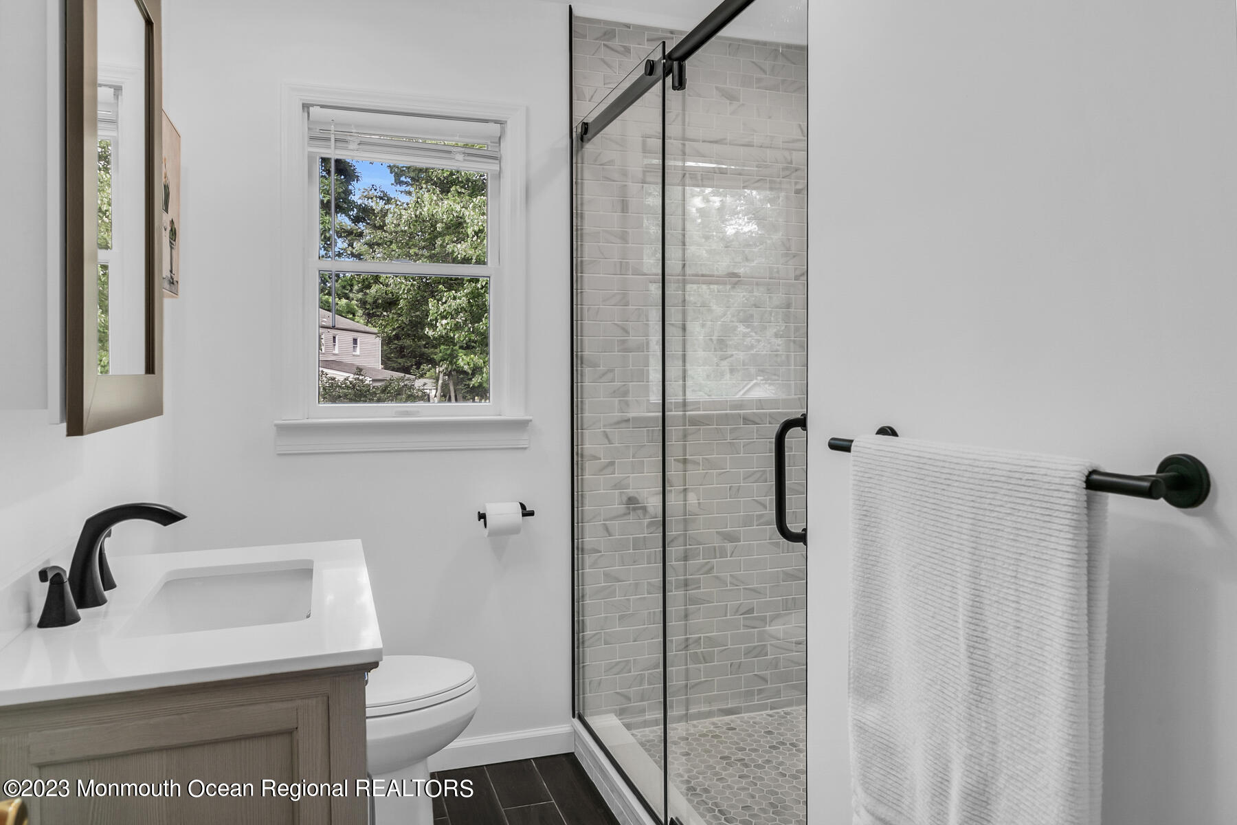 112 Middletown Lincroft Road