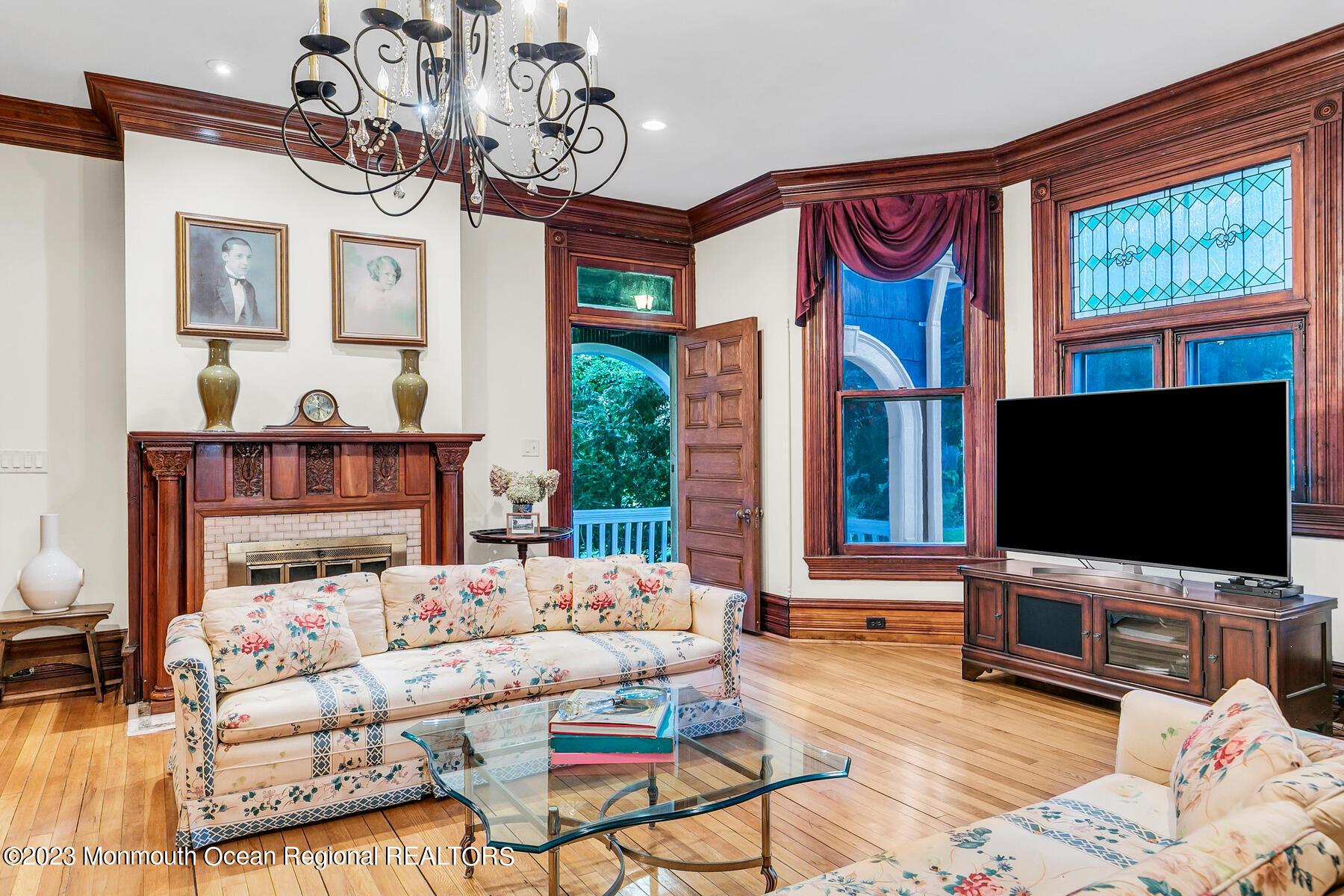 1 Serpentine Drive