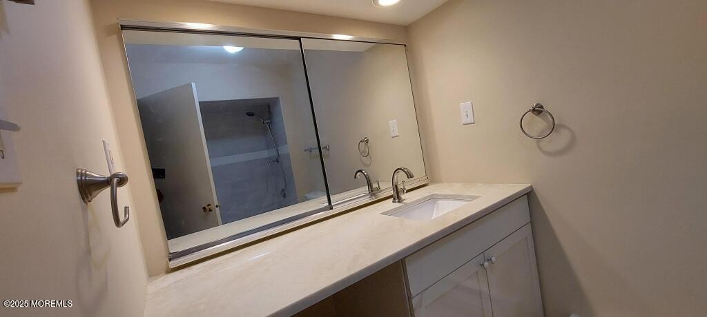 9 Pine Cluster Circle, A