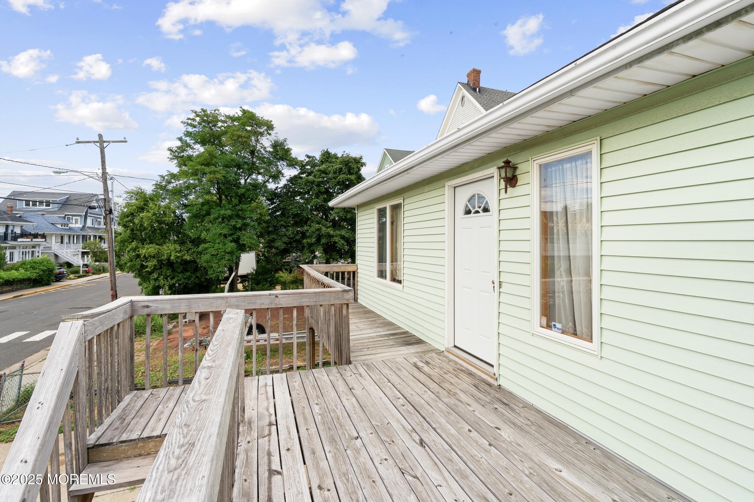 22 Shrewsbury Avenue