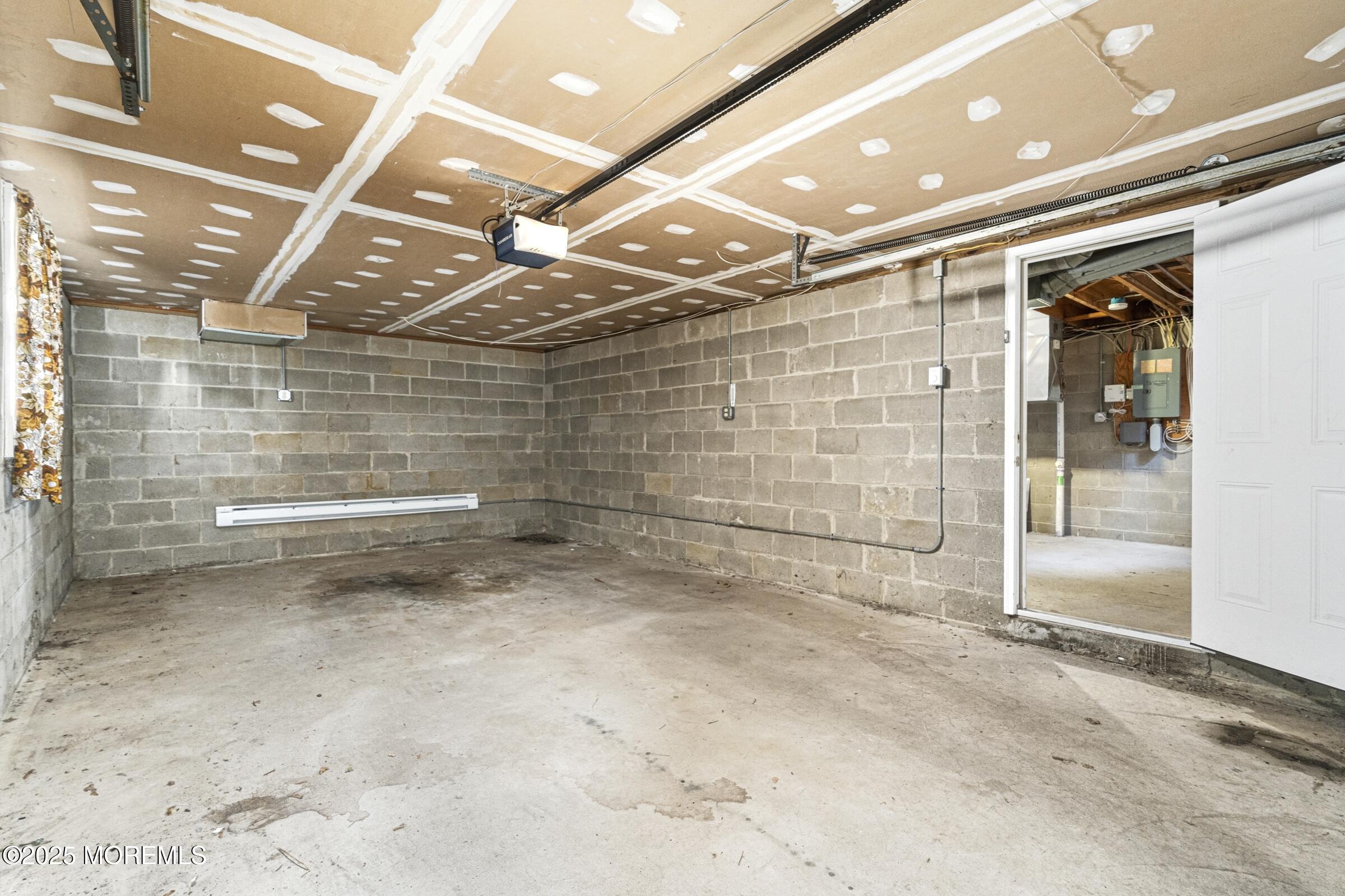 22 Shrewsbury Avenue