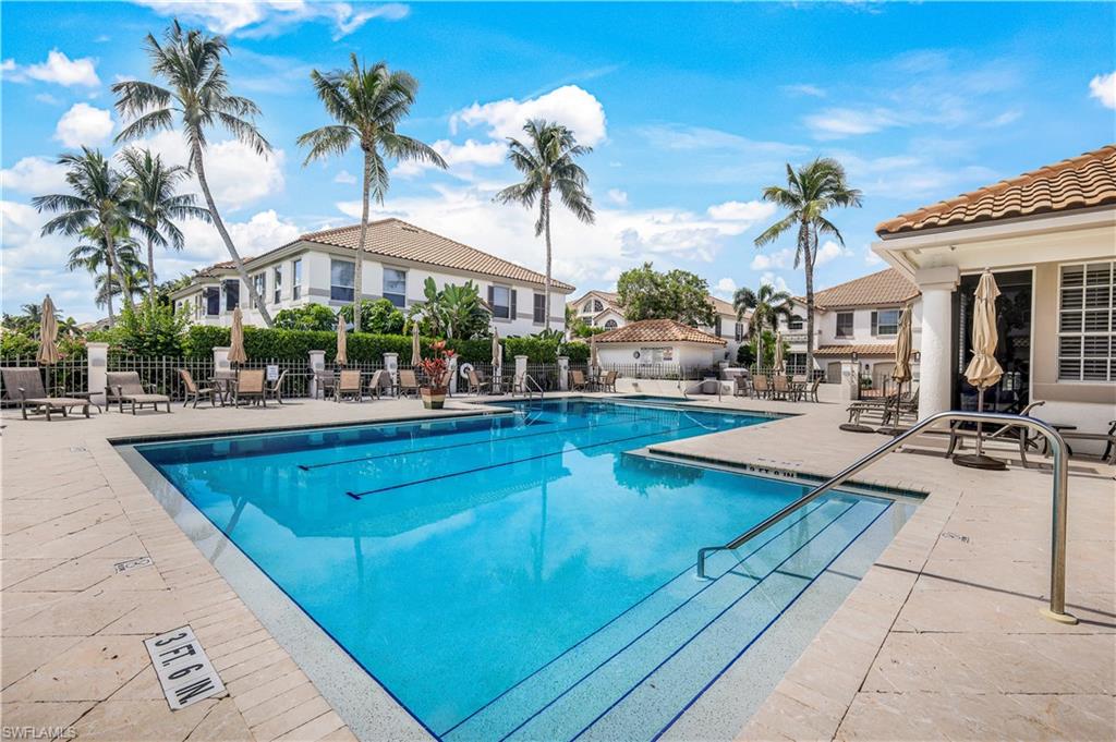 217 Colonade CIR