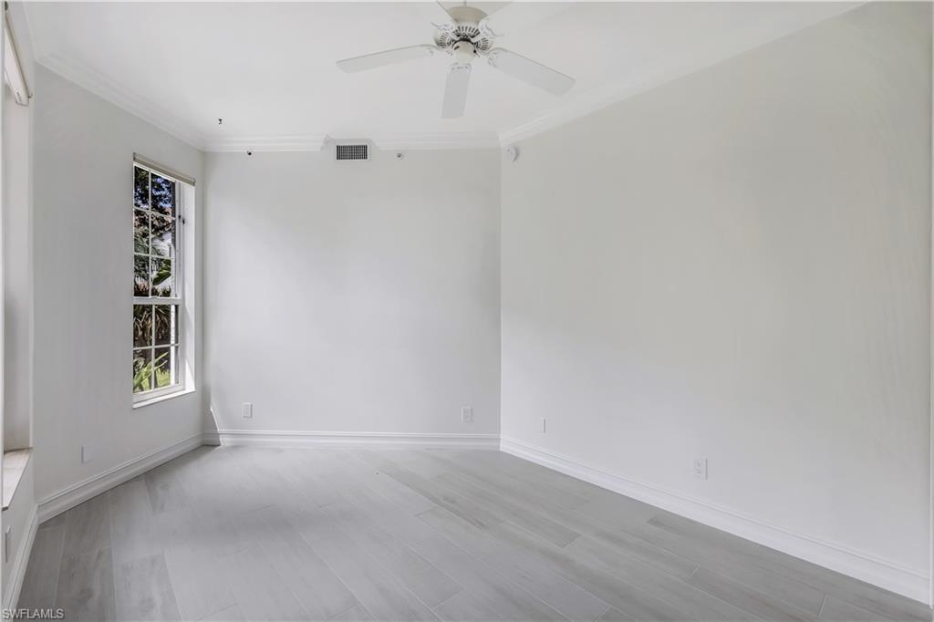 217 Colonade CIR