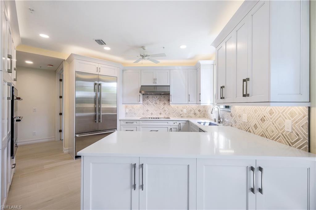 217 Colonade CIR