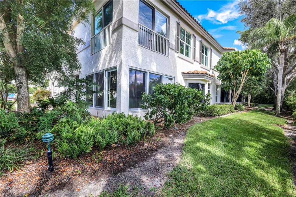 217 Colonade CIR