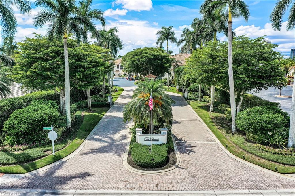 217 Colonade CIR