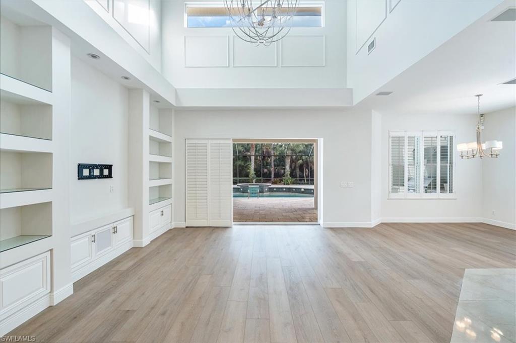 5574 Dogwood WAY