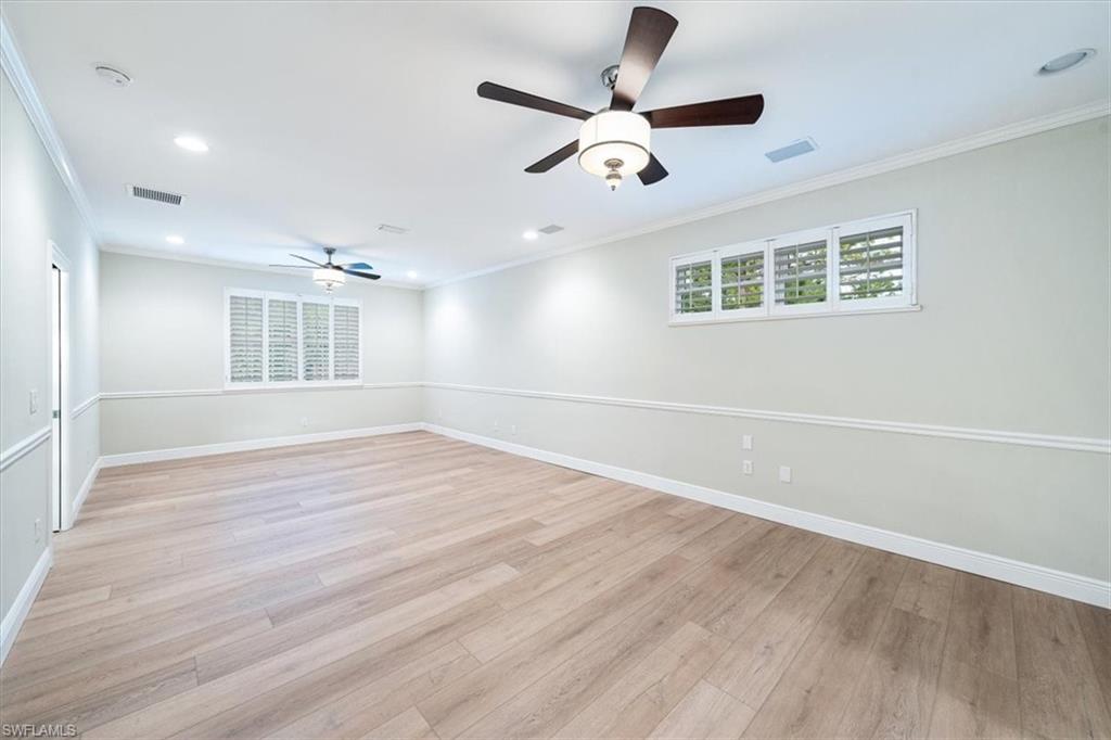 5574 Dogwood WAY