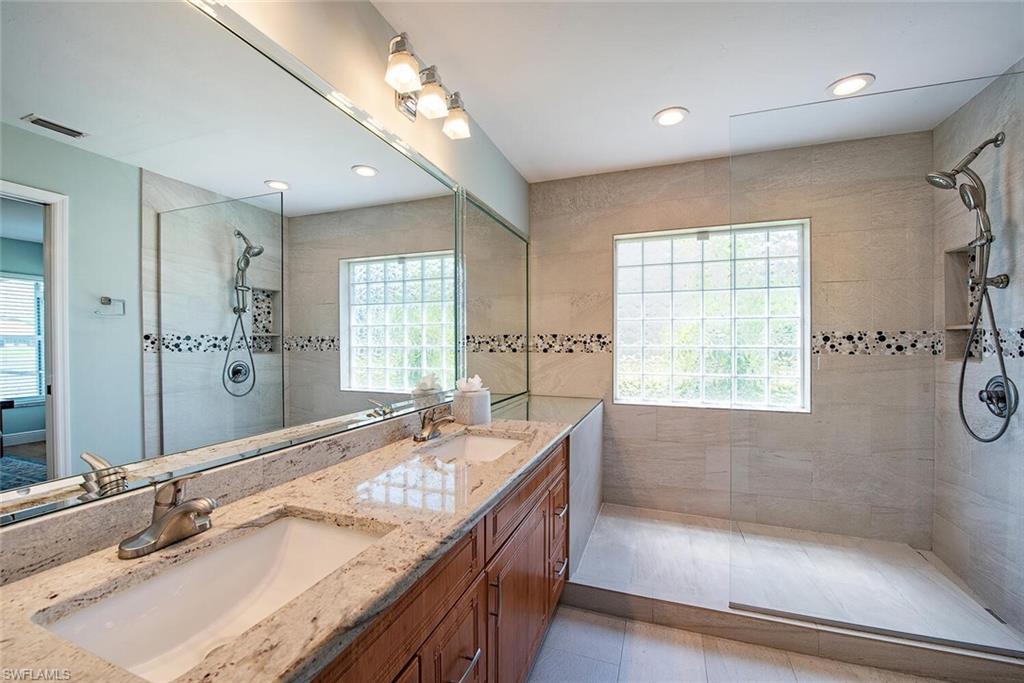 250 Fox Den CIR
