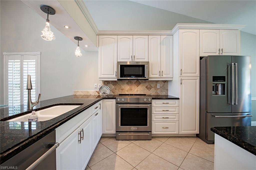 250 Fox Den CIR